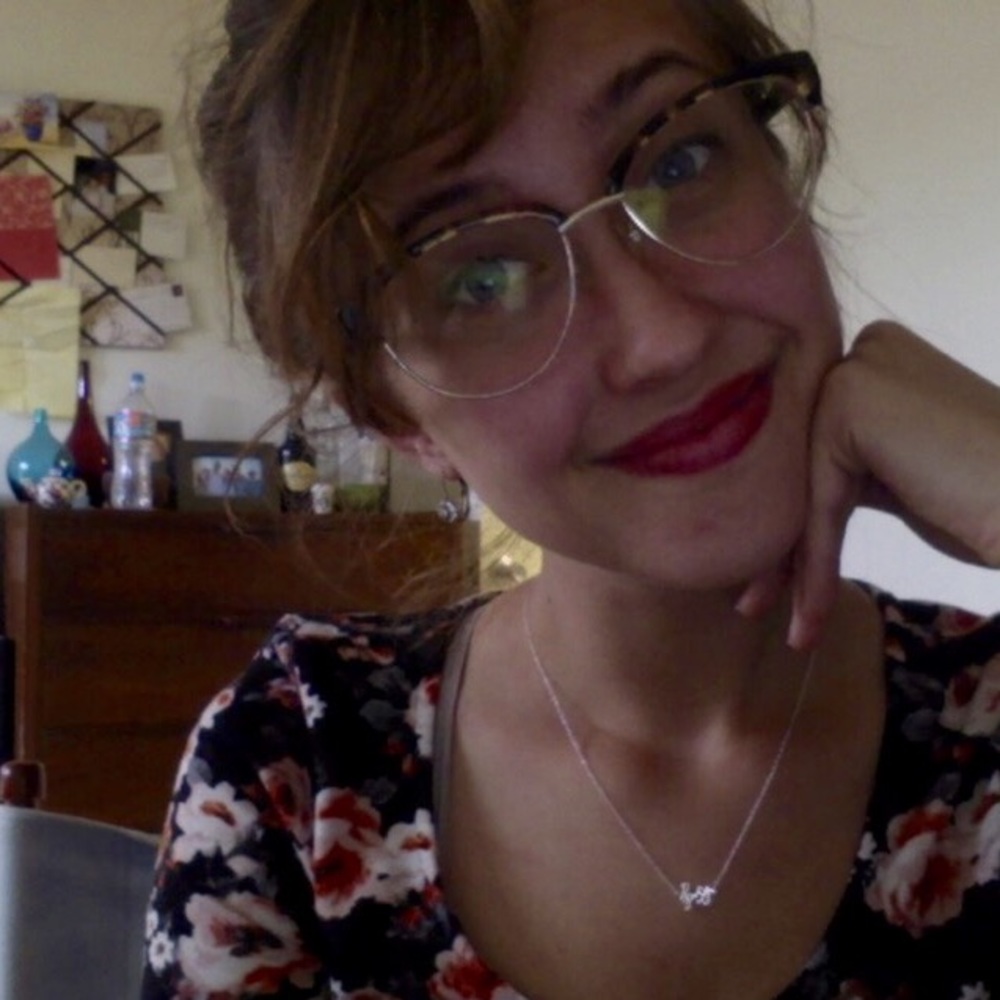 Meet your Posher, Alyssa